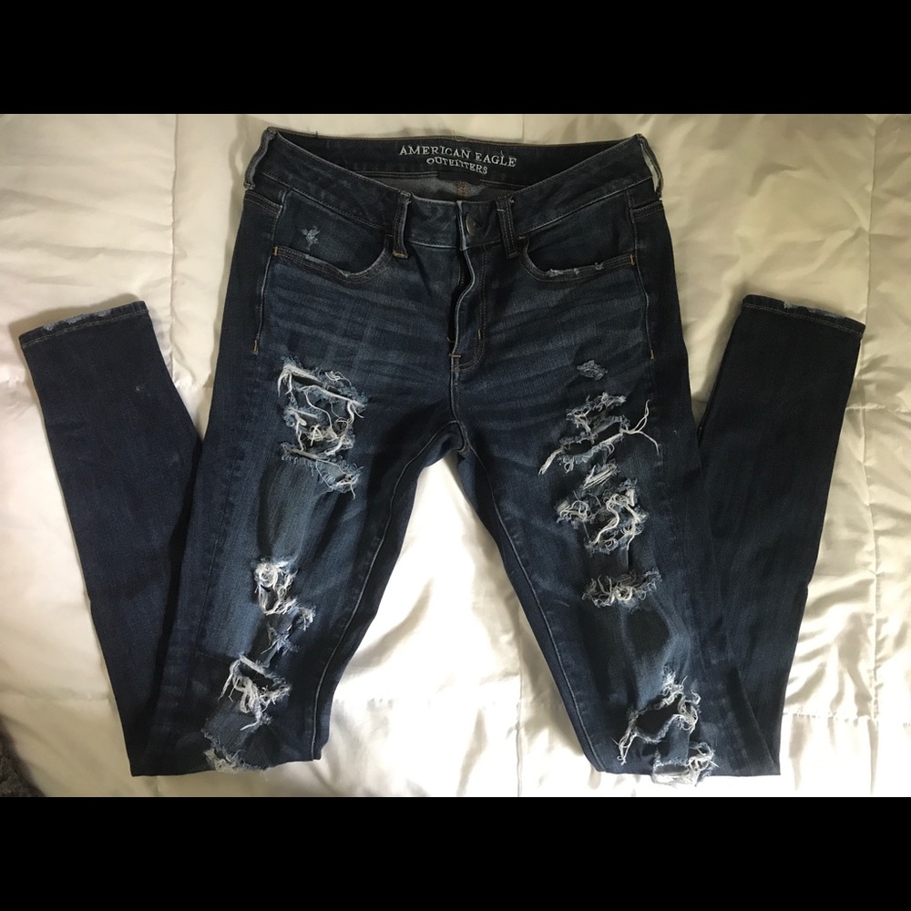 Dark Wash American Eagle Jeans